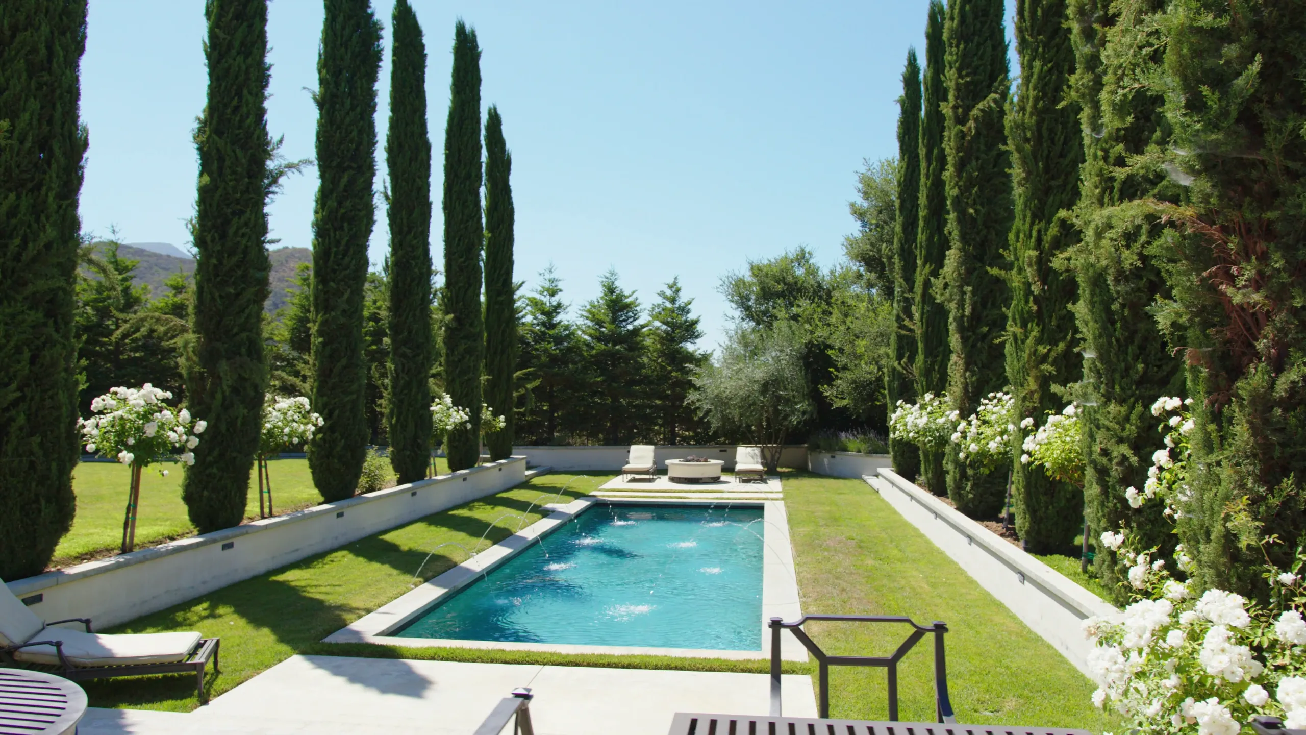 Poolbau & Schwimmbäder - Soni Gartenbau GmbH